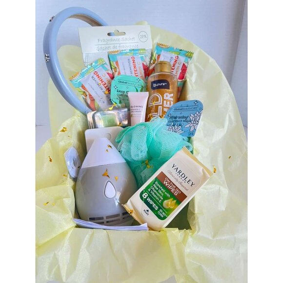 Spa Gift Basket With Mini Humidifier & Skincare Masks/Wipes Beauty Set In Decora - Picture 14 of 16